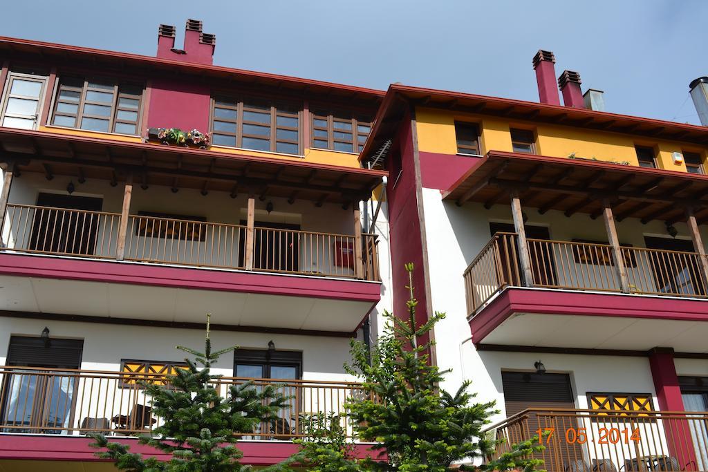 Mouson Melathron Hotell Elafina Exteriör bild